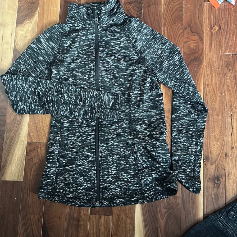 Size xs active wear jacket